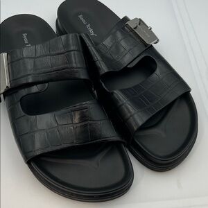Beau Today Black Croc Embossed Slide Sandals Women’s Size 8